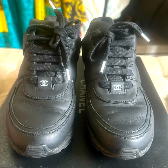 Chanel Sneaker size 38.5 - Picture 4 of 5